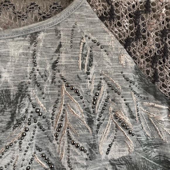 - Miss Me light gray women’s top‎ Sz S - Picture 5 of 9